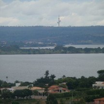 Pra quem não viu: Mergulhador acha iPhone funcionando no fundo de lago - wikimedia commons Josue Marinho