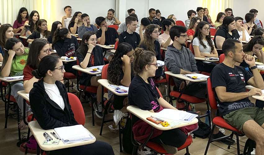 Simuladão do Enem: prepare-se para o vestibular e concorra a prêmios